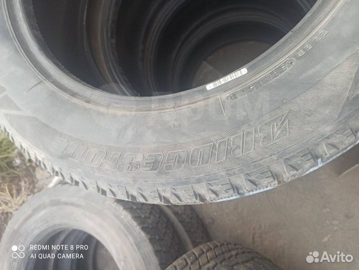 Bridgestone Blizzak Revo2 215/60 R17