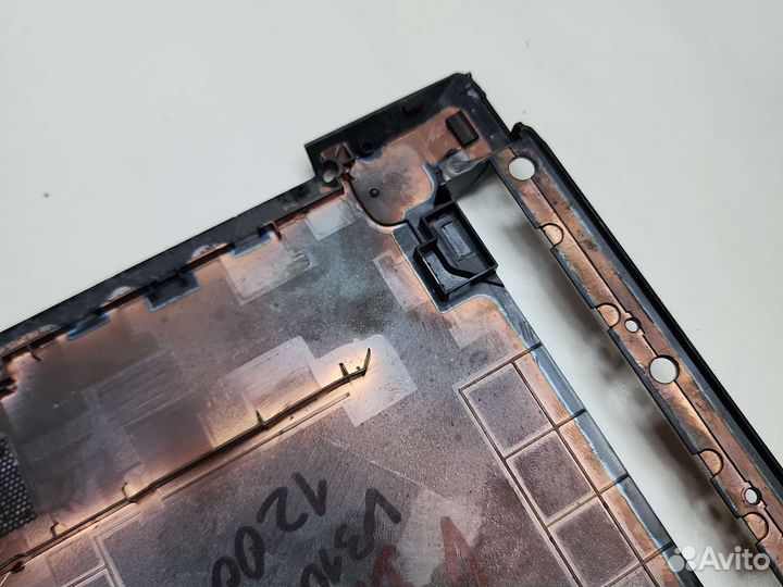 Поддон для ноутбука Lenovo V310-15ISK