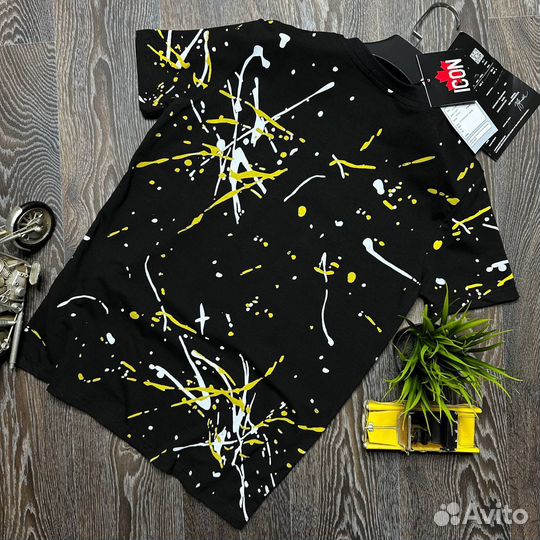 Футболка icon dsquared2