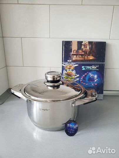 Набор столовой посуды новый