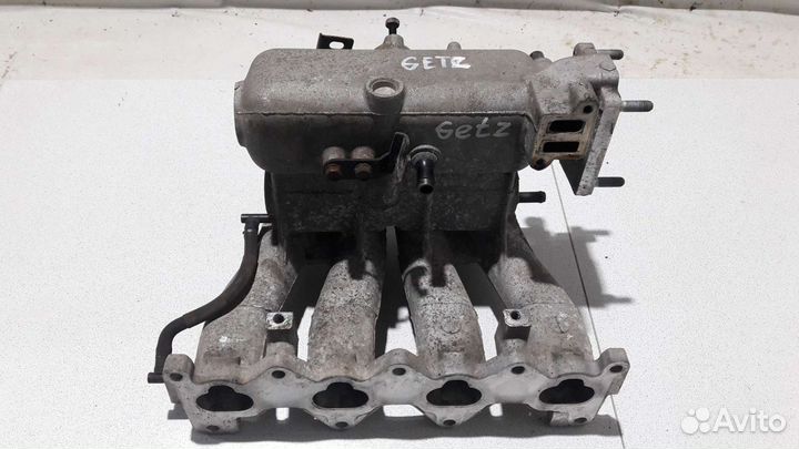 Впускной коллектор Hyundai Getz G4EE