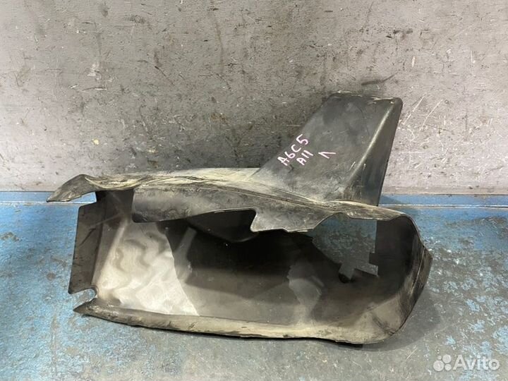 Воздуховод левый Audi A6 C5 allroad