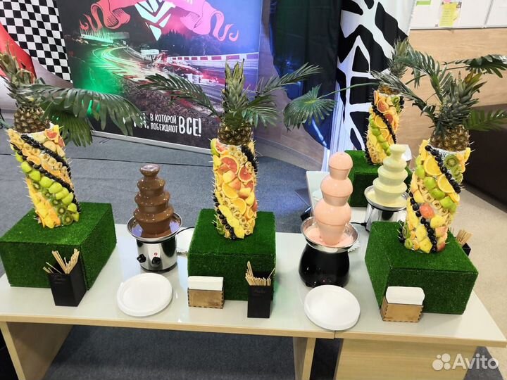 Шоколадный фонтан. Фруктовое оформление