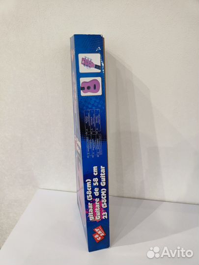 Игрушечная гитара