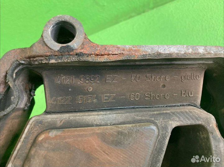 Подушка двигателя iveco stralis