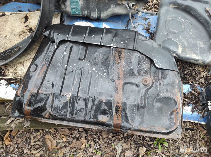 Бак топливный + горловина 4WD Toyota Carina AT175