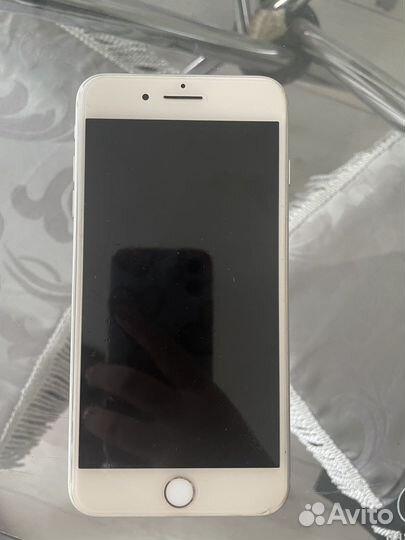 Телефон iPhone 8 plus