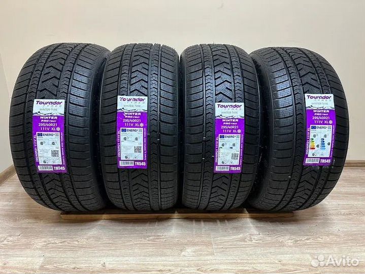 Tourador Winter Pro TSU1 295/40 R21 111V