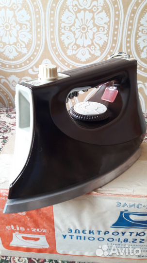Утюг новый
