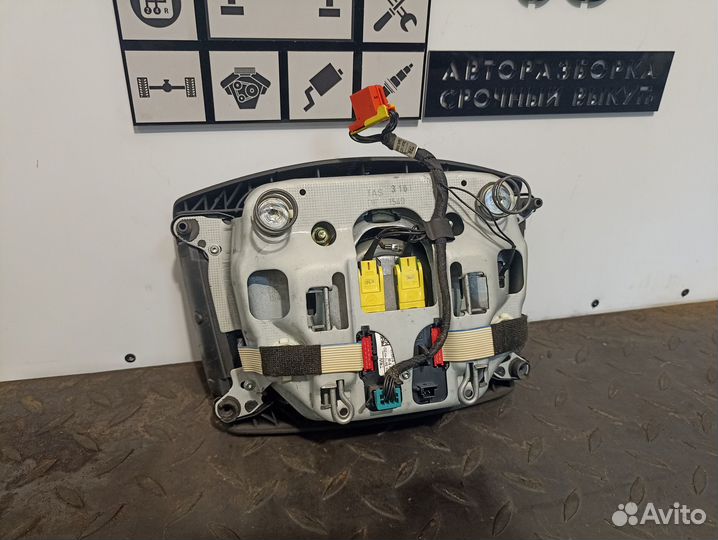 Подушка безопасности в рулевое колесо VW Touareg