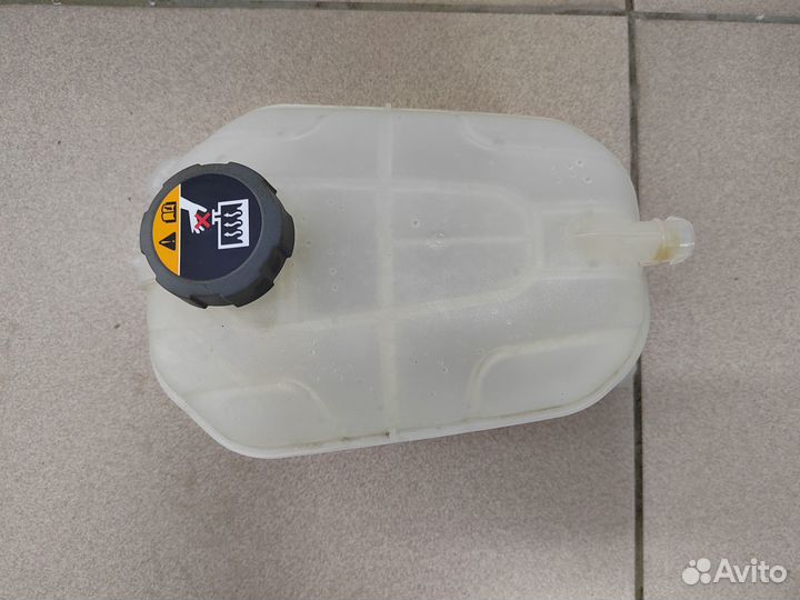 Бачок расширительный Kia K5 DL3, Sonata 8