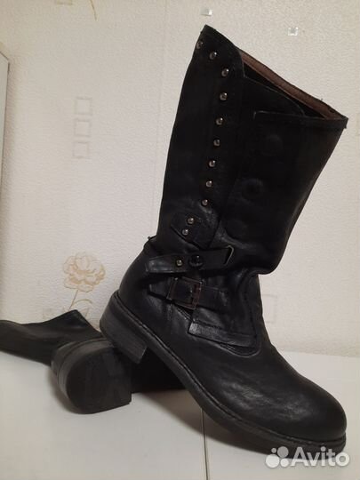 Полусапоги Nero Giardini новые (38) Италия