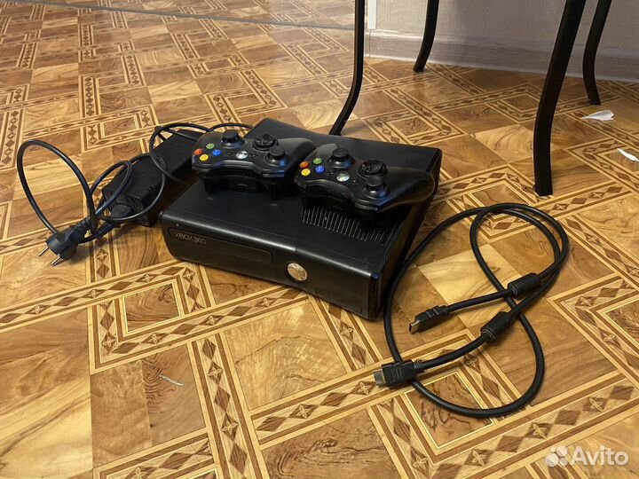 Xbox 360S Model 1439 250gb