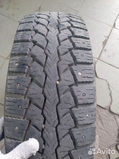 Kumho 722 225/70 R15C