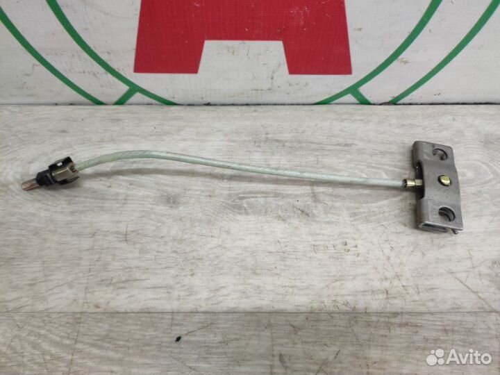 Трос стояночного тормоза Mitsubishi Lancer 9 CS9W
