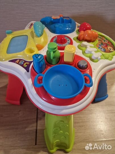 Игровой центр Chicco Развивающий Говорящий стол