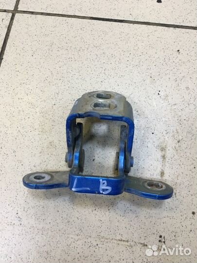 Петля двери передняя левая Dodge Caliber EBA 2008