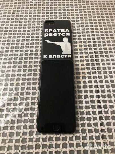 iPhone SE (2020), 64 ГБ