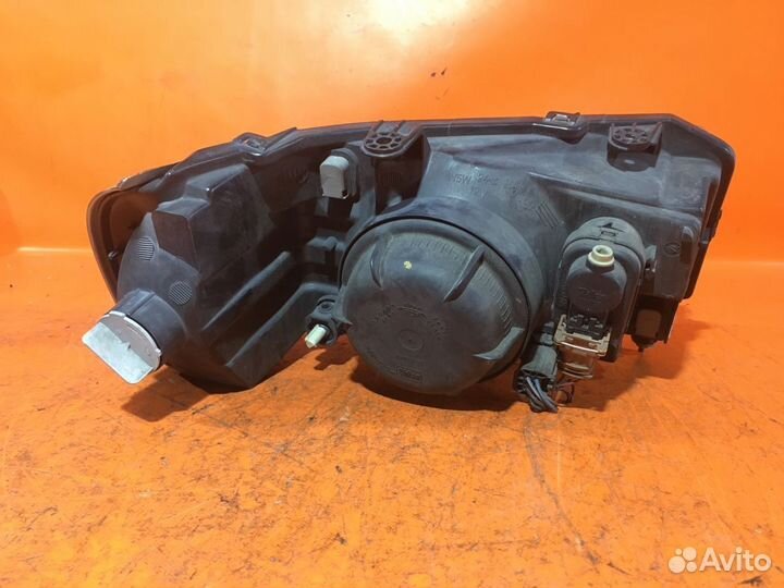 Фары Ford Explorer 3