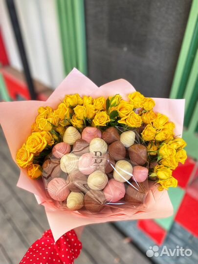 Букеты, клубника в шоколаде