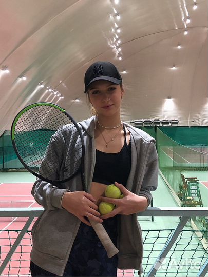 Тренер по большому теннису