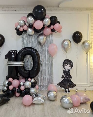 Фигурка уэнсдей