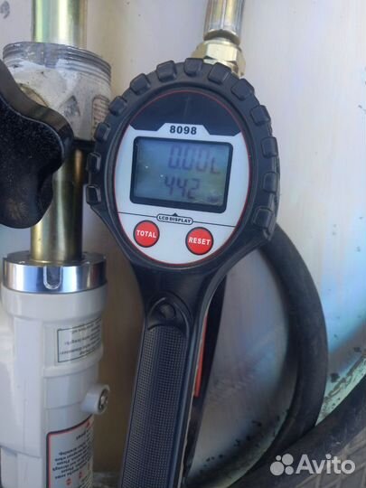 Комплект для раздачи масла из бочки с тележкой