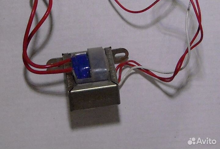 Трансформатор 220В / 12В (2 x 6В) 300mA.500mA