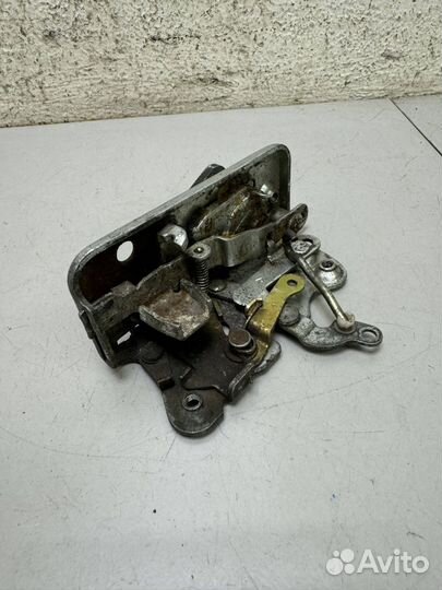 Замок двери задней правой Mercedes W463 G