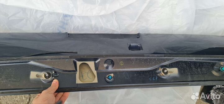 Продам спойлер Subaru STI