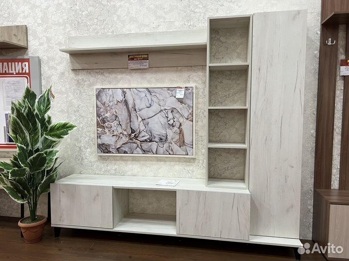 Стенка в гостиную