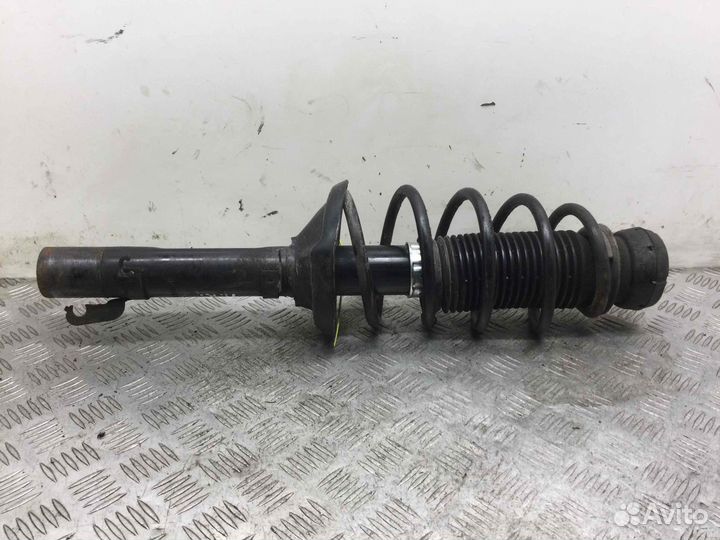 Стойка передняя правая Volkswagen Golf 1J0413031 A