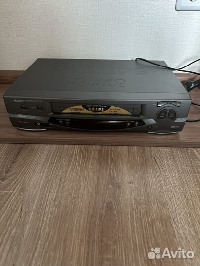 Видеомагнитофон philips VR 597