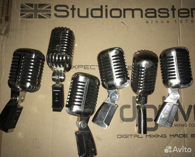 Динамический вокальный микрофон