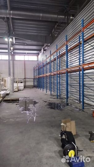 Прочные металлические стеллажи для склада и офиса