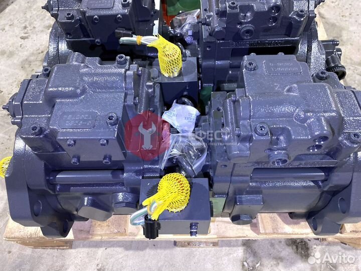 Гидравлический насос Hyundai R210LC-7 31N6-10051