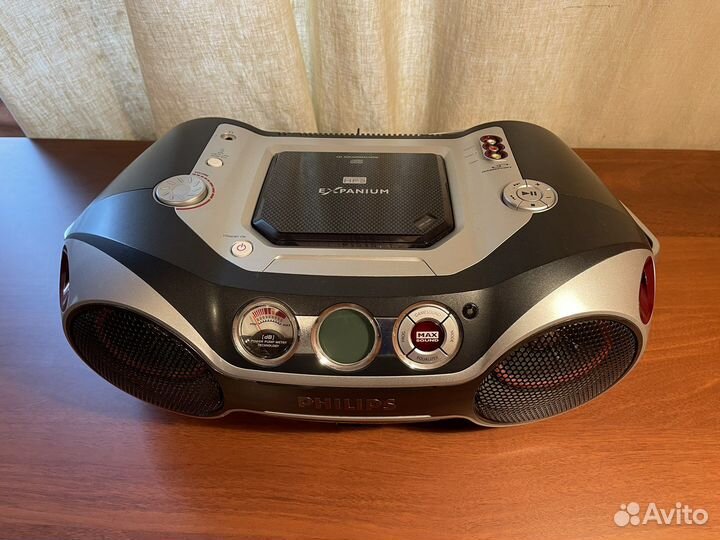 Музыкальный центр Philips-00C