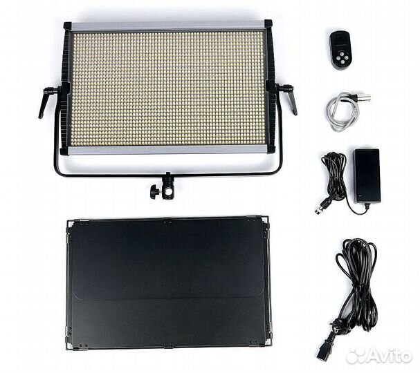 Светодиодный осветитель FST SFL-120WBPro