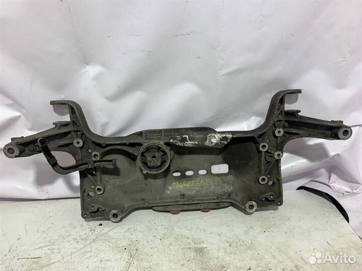 Балка подмоторная VW Passat (B6) 2005-2010