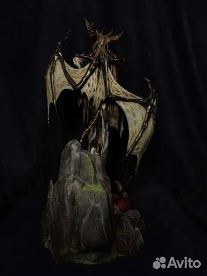 Коллекционная фигура Лилит из Diablo 4