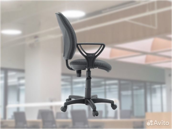 Компьютерный стул 