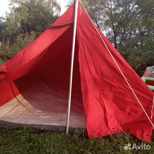 Палатки в идеальном состоянии Тайга и СССР