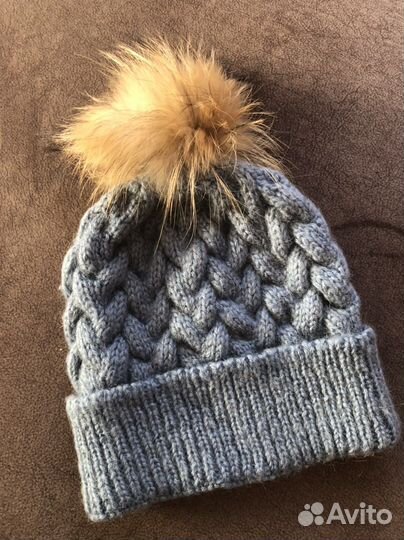 Шапка вязанная женская ручная работа