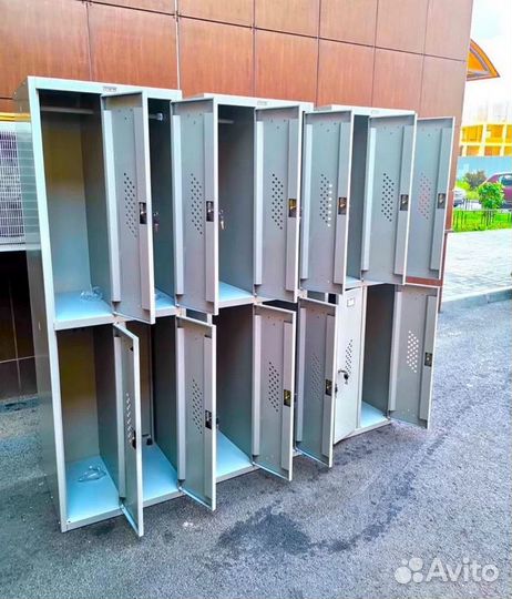 Шкаф металлический для одежды