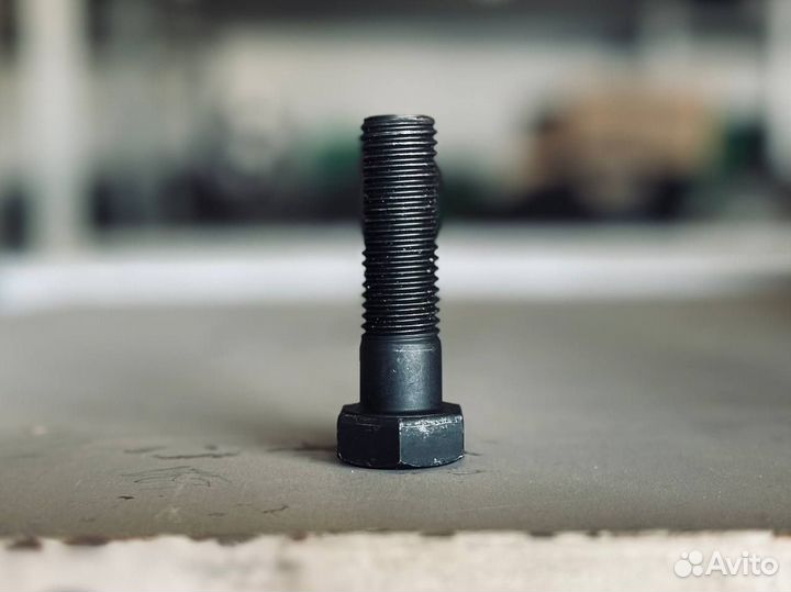 Болт крепления опу / опп для кму