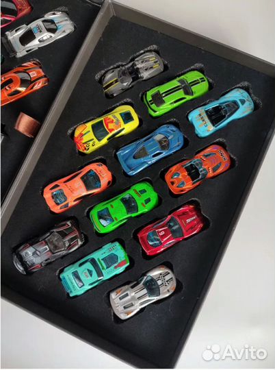 Подарочный набор машинок Hot wheels 50 штук опт