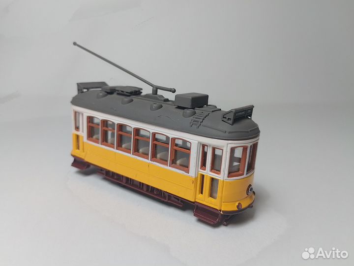 Lisbon Traditional Tramway 1:87