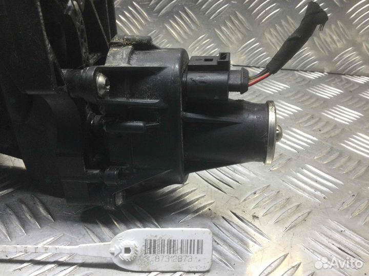 Сервопривод заслонок впускного коллектора Volkswagen Passat 03l129711; 03l129086a cayc