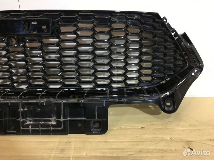 Решетка радиатора Haval F7