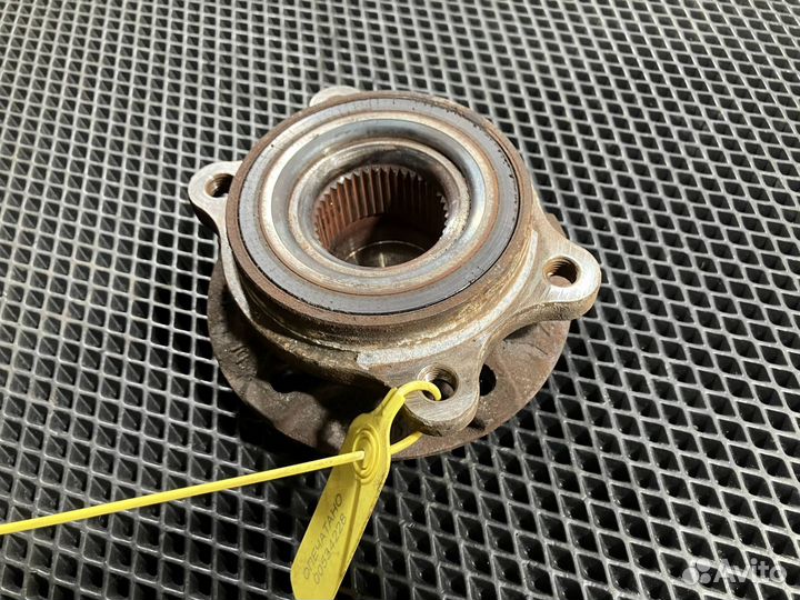 Ступица передняя Audi A8 D4/4H 2012 8K0407615B